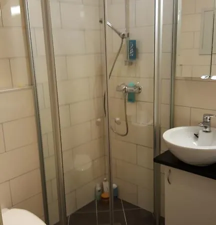 Marken Midt I Byn Apartmán Bergen